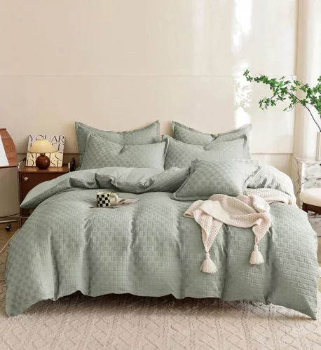 Nareen zöld egyszínű kocka minta alapon ágyneműhuzat garnitúra 3 részes