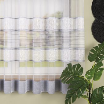   Kész függöny fehér alapon bordás szürke csíkos 300x160cm