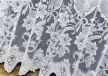 Kész függöny fehér alapon csattos 300x180cm
