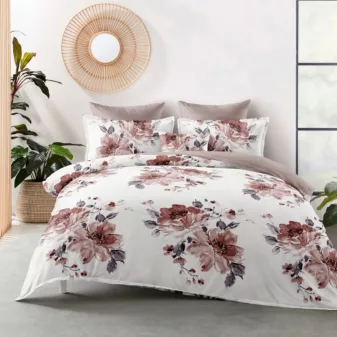   Nayla Flanel fehér rózsaszín virág mintás ágyneműhuzat garnitúra 3 részes