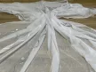 Kész luxus függöny fehér alapon szürke ezüst karikás hullámos 300x260cm