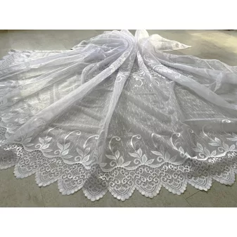 Kész függöny fehér alapon Jacquard 13 indás 300x160cm