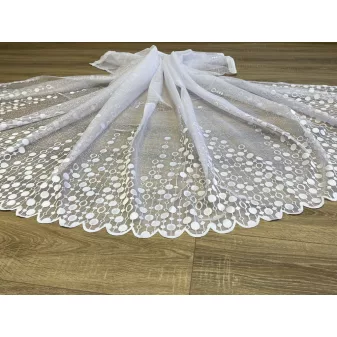   Kész függöny fehér alapon Jacquard kis pöttyös 300x180cm