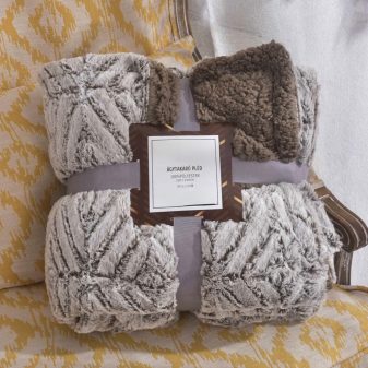     Sherpa Nyuszi kétoldalas vastag ágytakaró/pléd barna 150x200cm