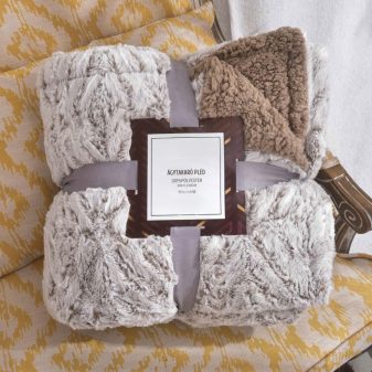     Sherpa Nyuszi kétoldalas vastag ágytakaró/pléd mokka 150x200cm