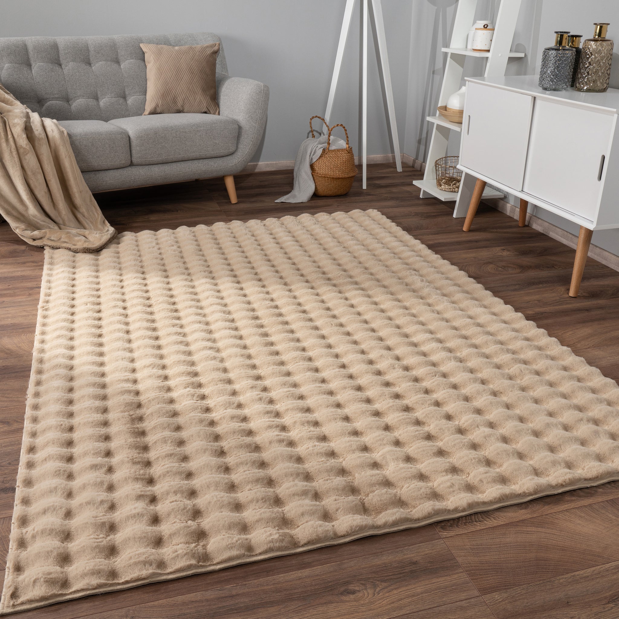 beige